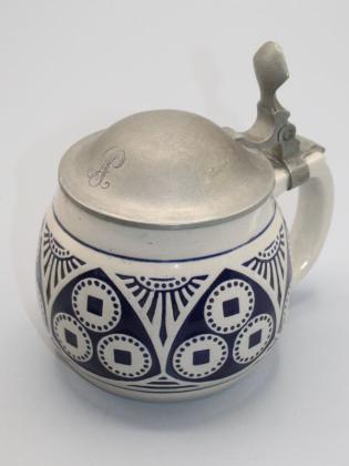 alter Steinzeug Humpen Salzlasur