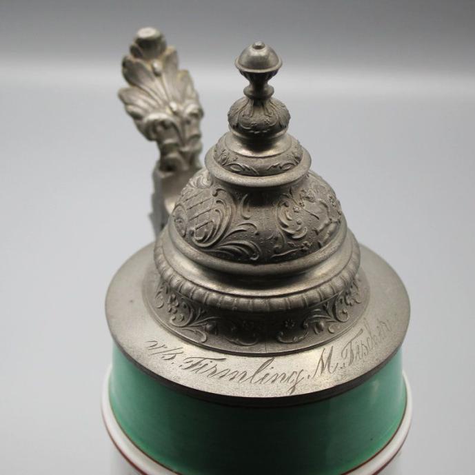 Humpen mit Lithografie im Stand