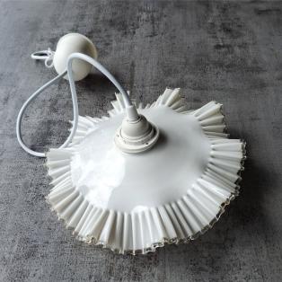 Hängelampe Glas Rüschenschirm antik