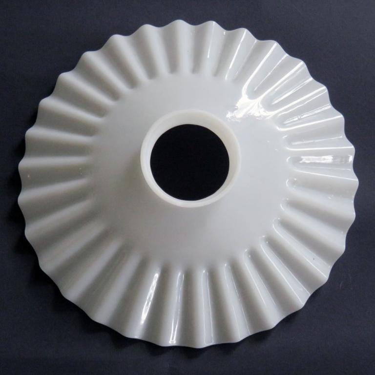 antiker Rüschen-Glasschirm für Hänge / Zuglampe