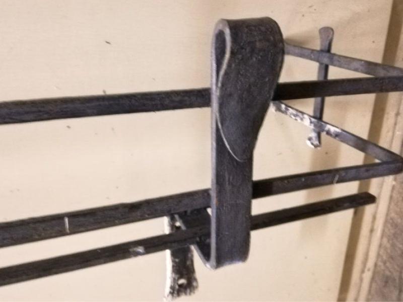 Schmiedeisengitter - Blumenhalter Fenster